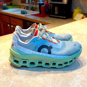 On Cloudmonster size 7